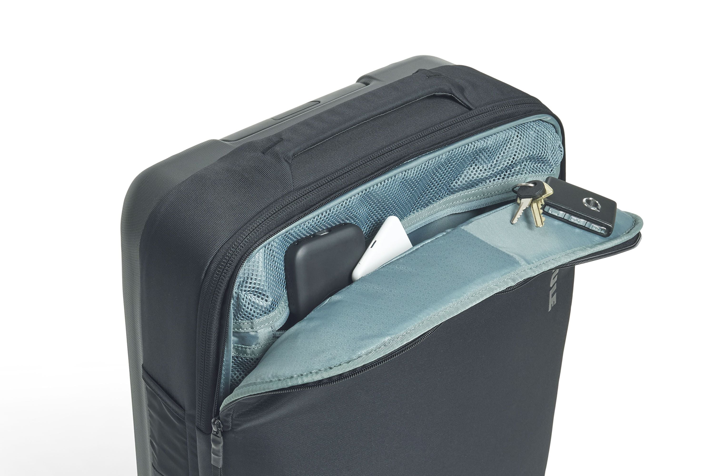 Thule Subterra 2 carry on spinner dark slate