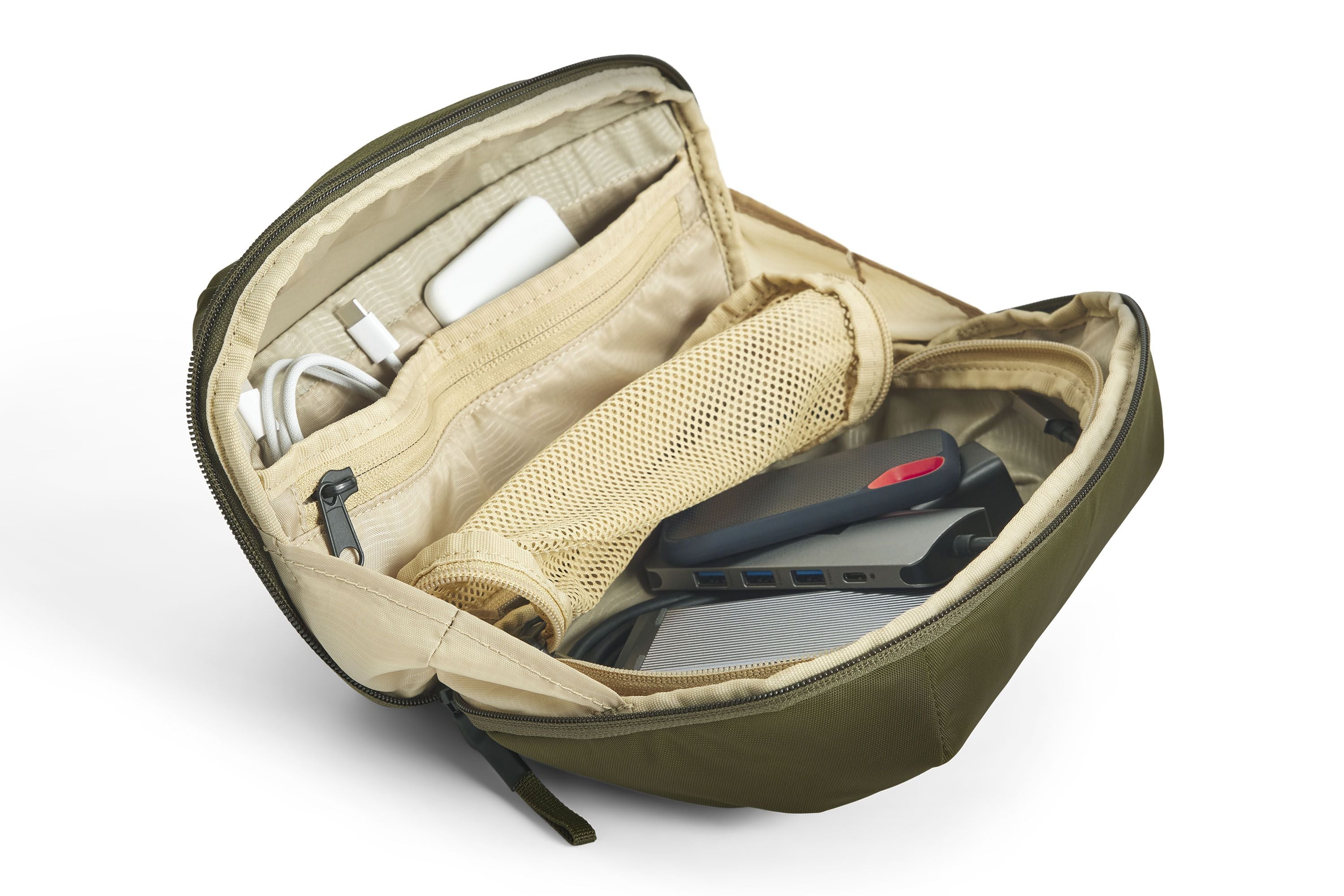 Thule EnRoute travel toiletry natural green
