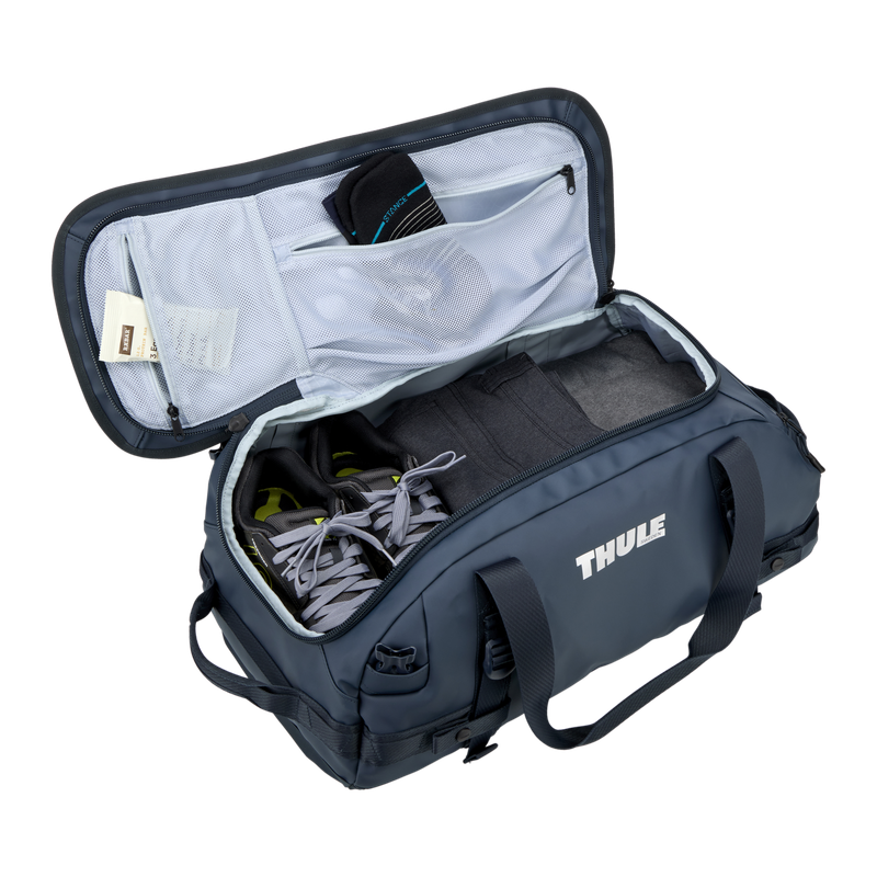 Thule Chasm 40L duffel darkest blue