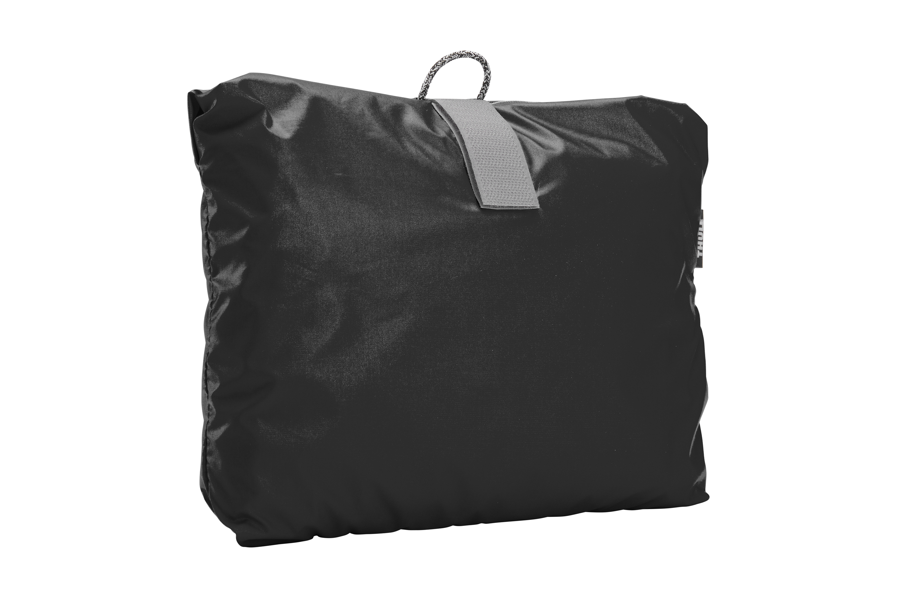 Thule Spring rain cover Feature - Packs away neatly