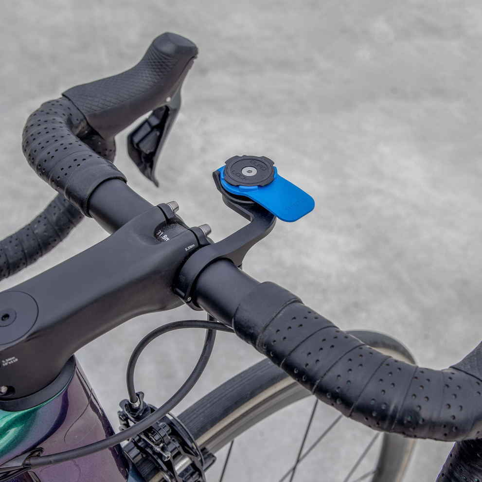 Quad Lock out front mount pro on bike handlebar.