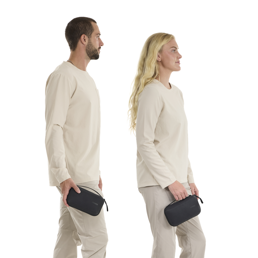 Thule Aion travel organizer black