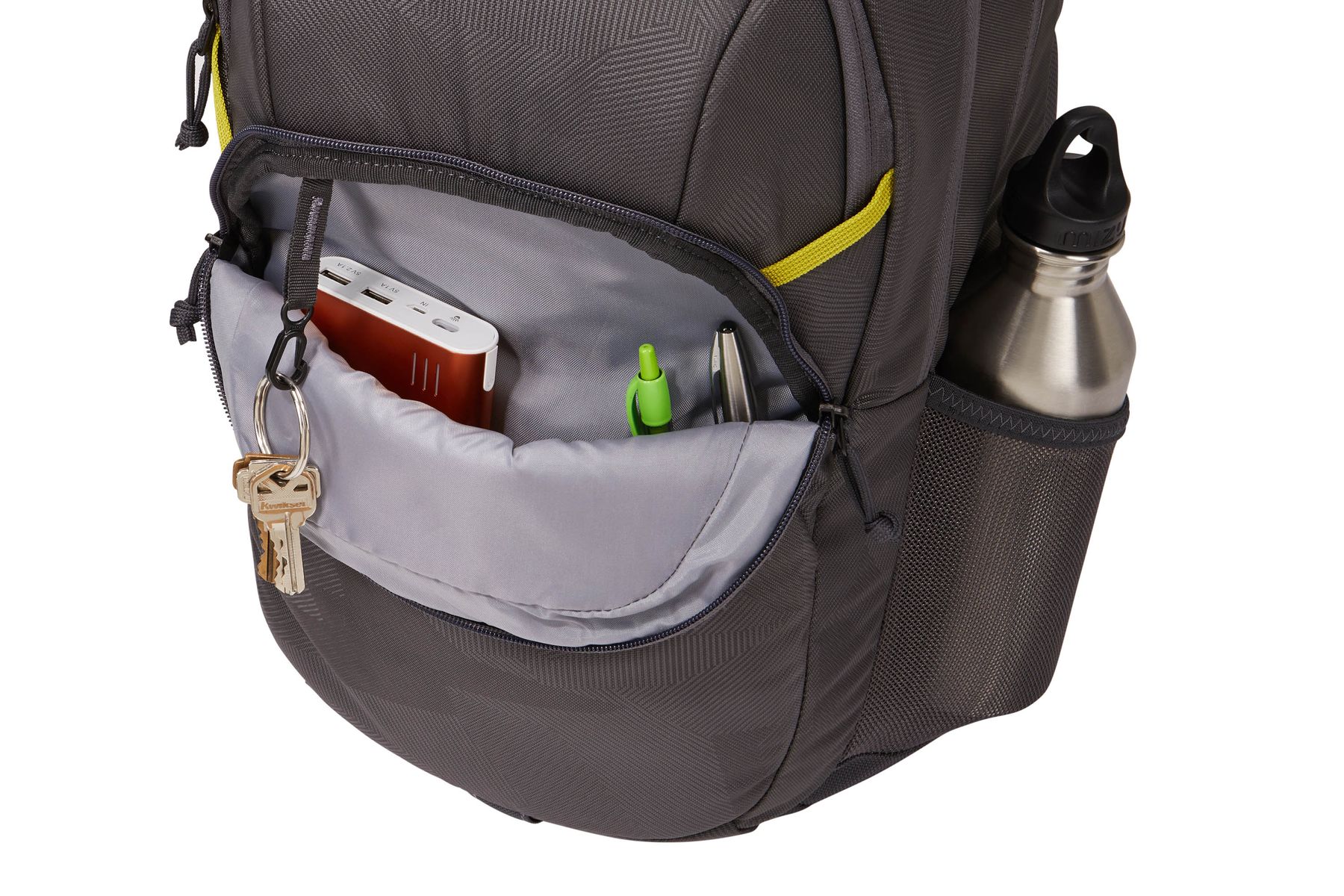 thule chronicle backpack