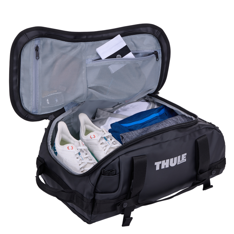 Thule Chasm 30L duffel bag black