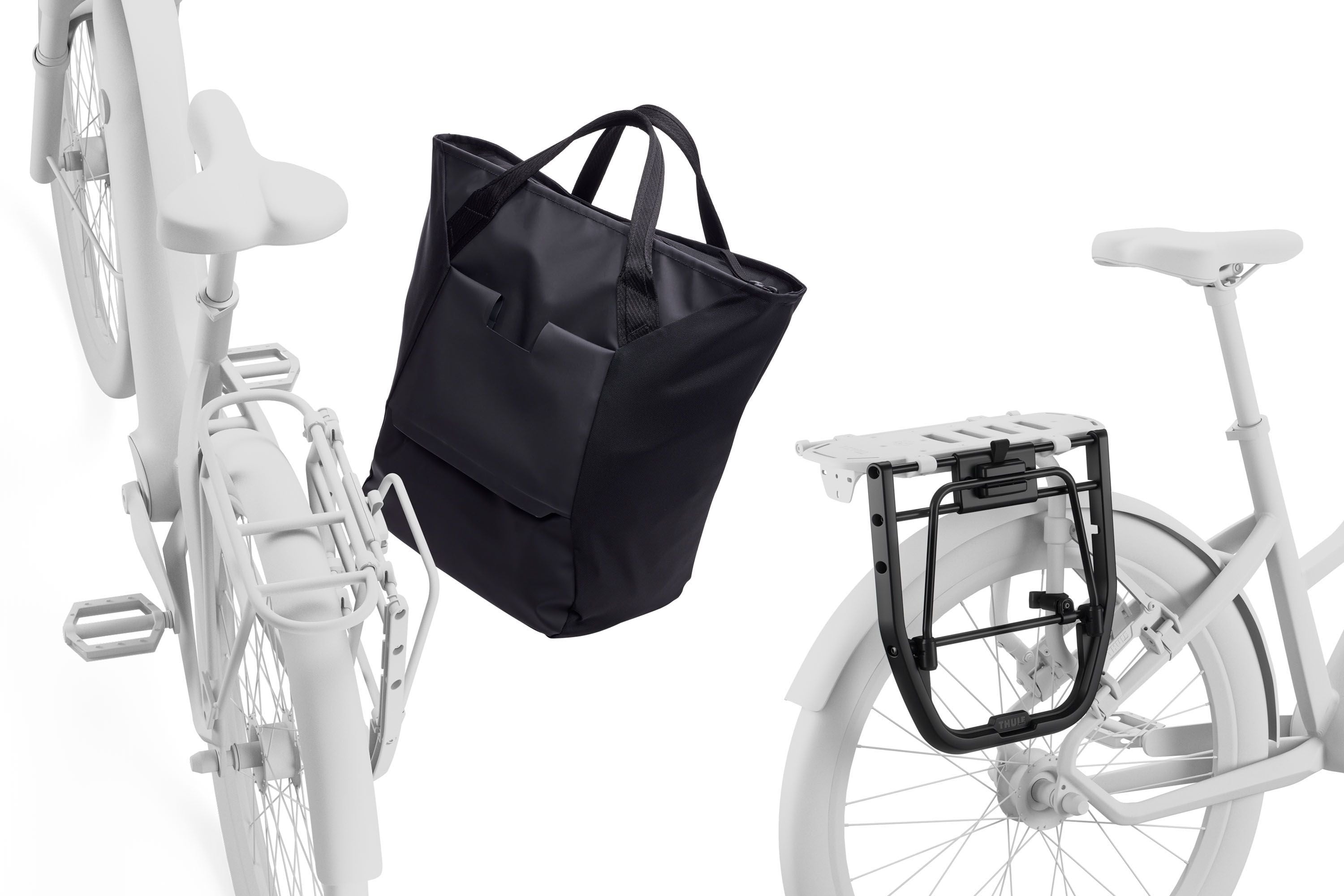 Thule Chasm tote with InLock 25L black