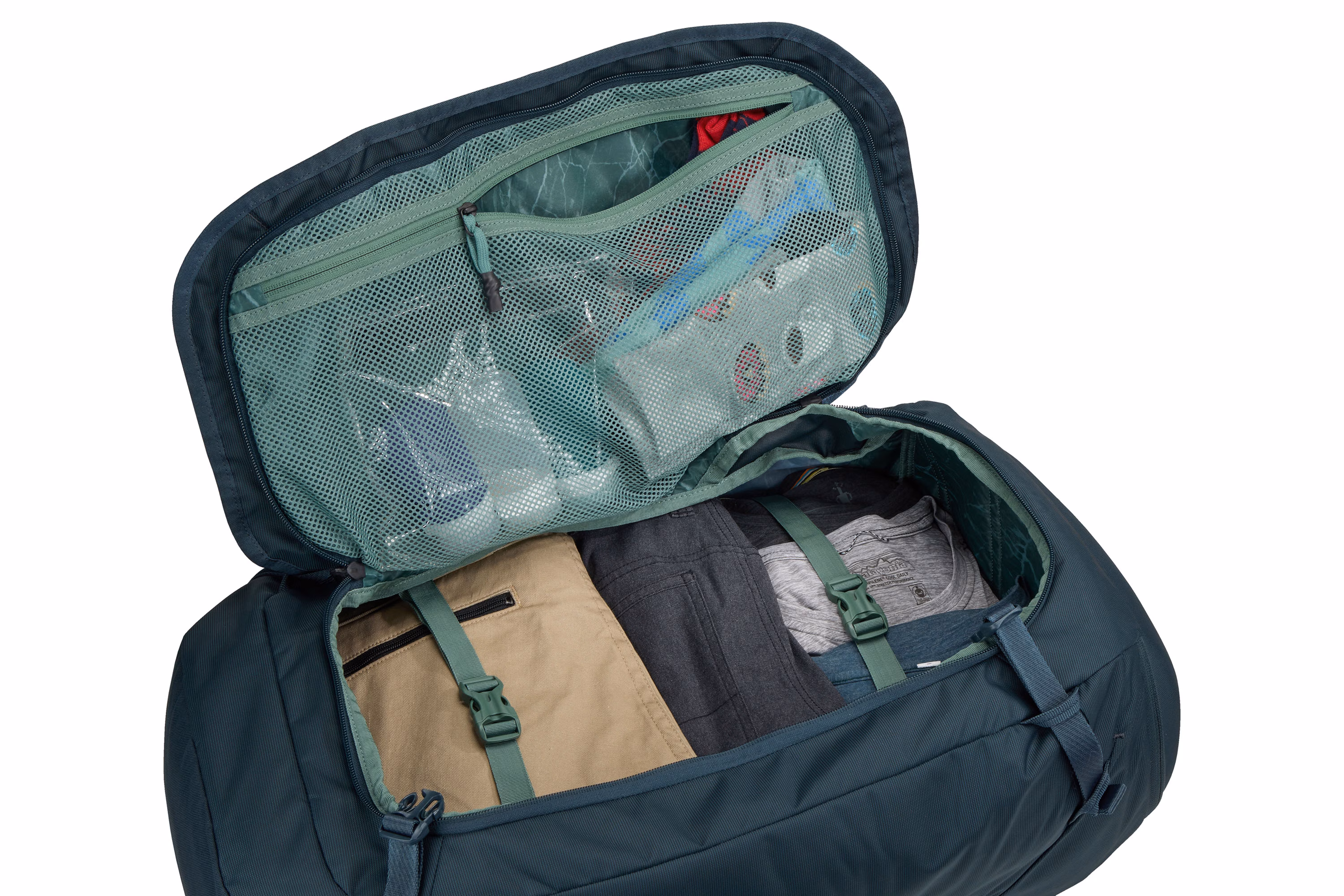 Thule Landmark 70L feature