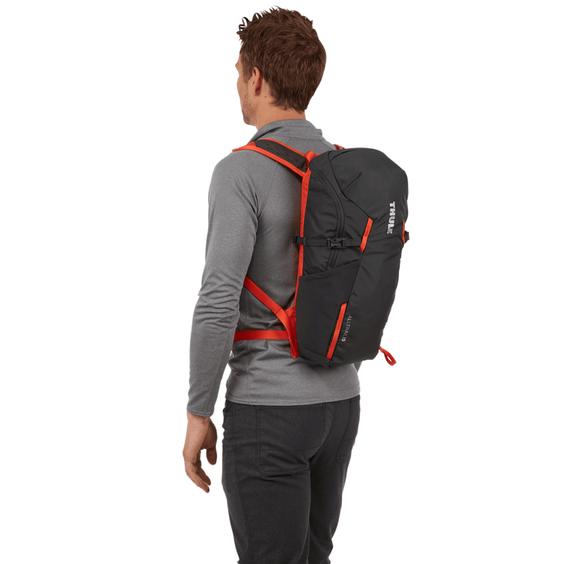 Thule AllTrail 15L hiking backpack obsidian gray /roarange orange