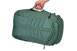 Thule Landmark 40L feature