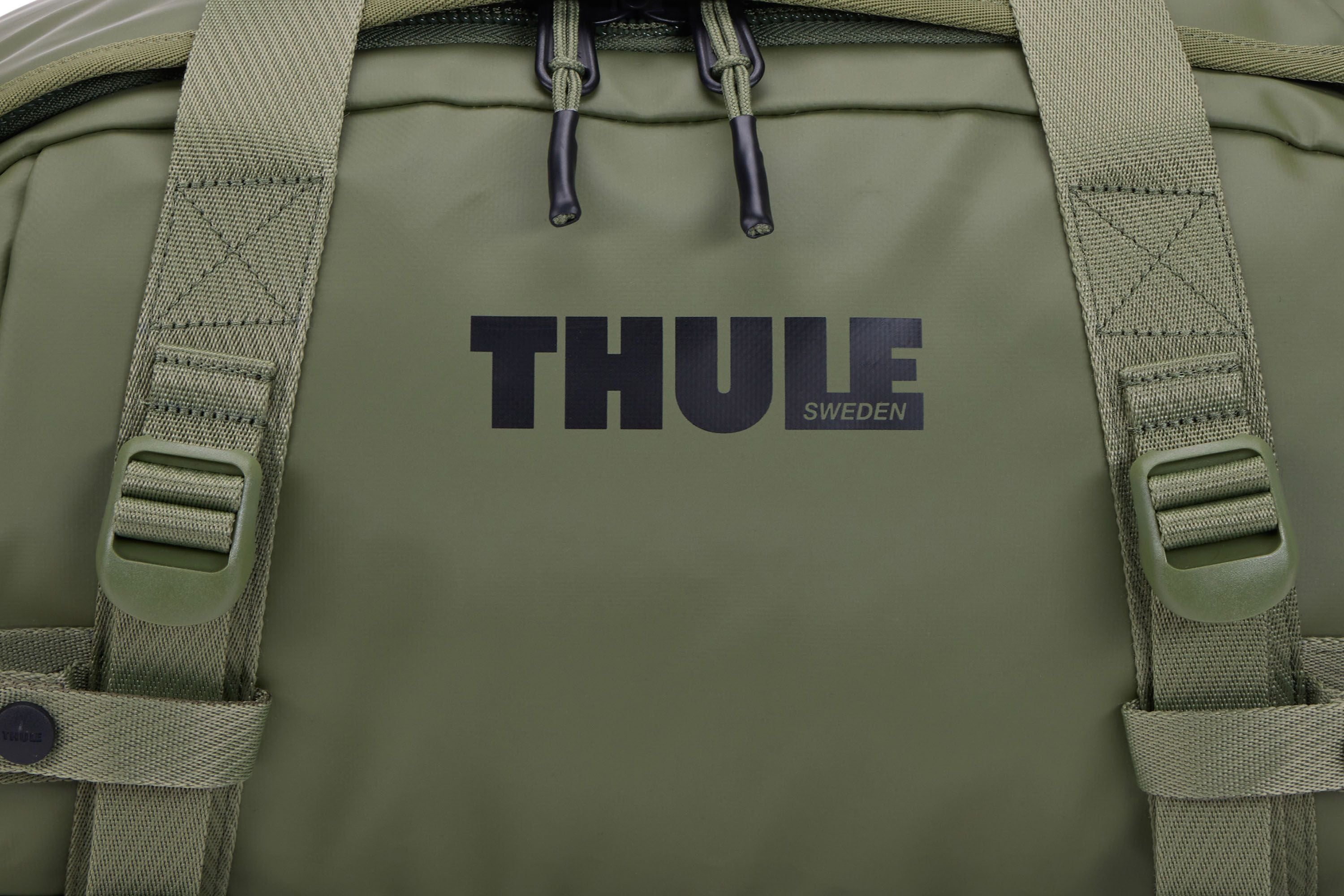 Thule Chasm 30L duffel olivine