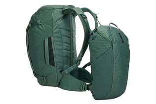 Thule Landmark 60L feature