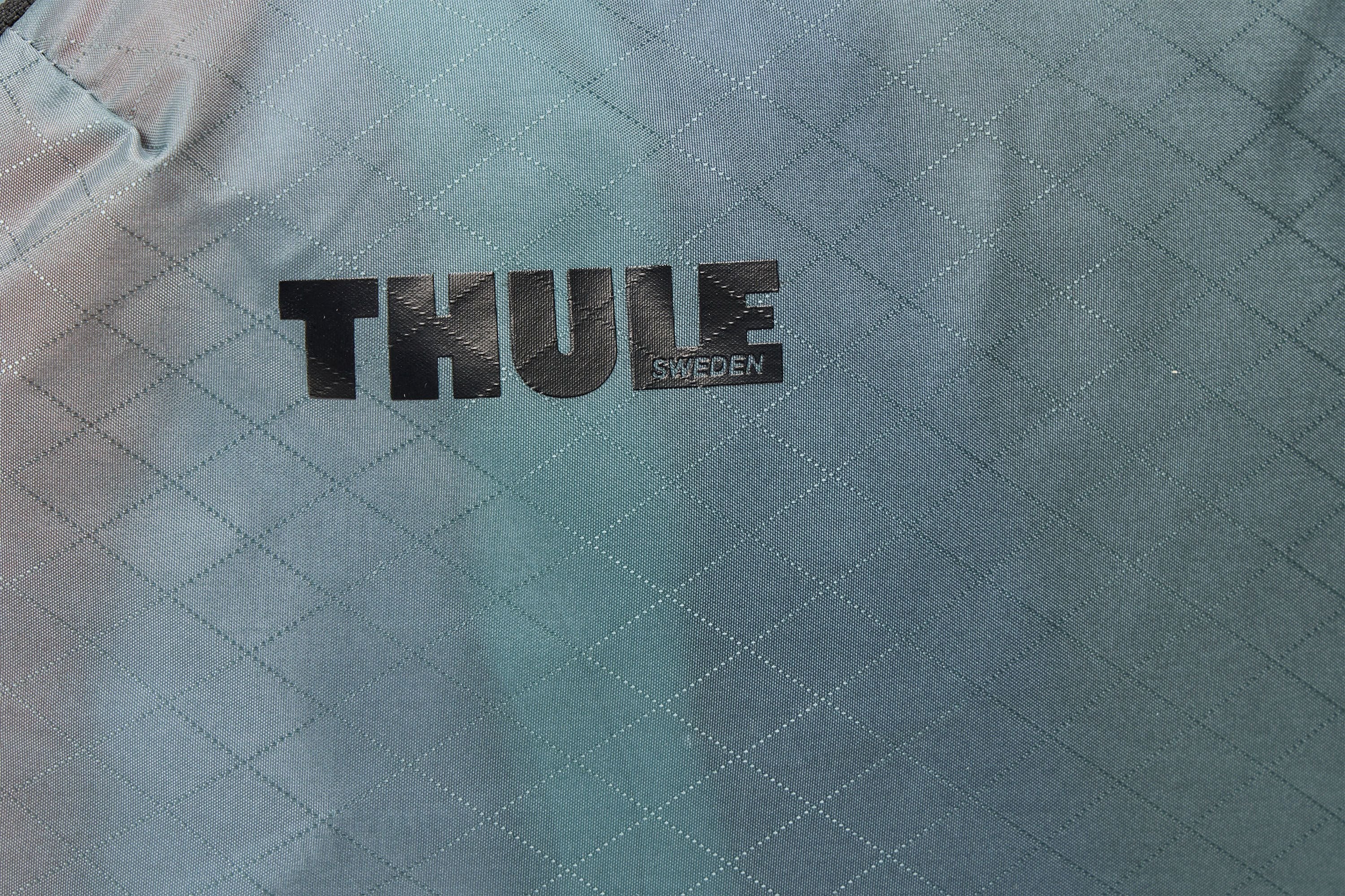 Thule clean/dirty packing cube clean/dirty packing cube medium pond mid blue
