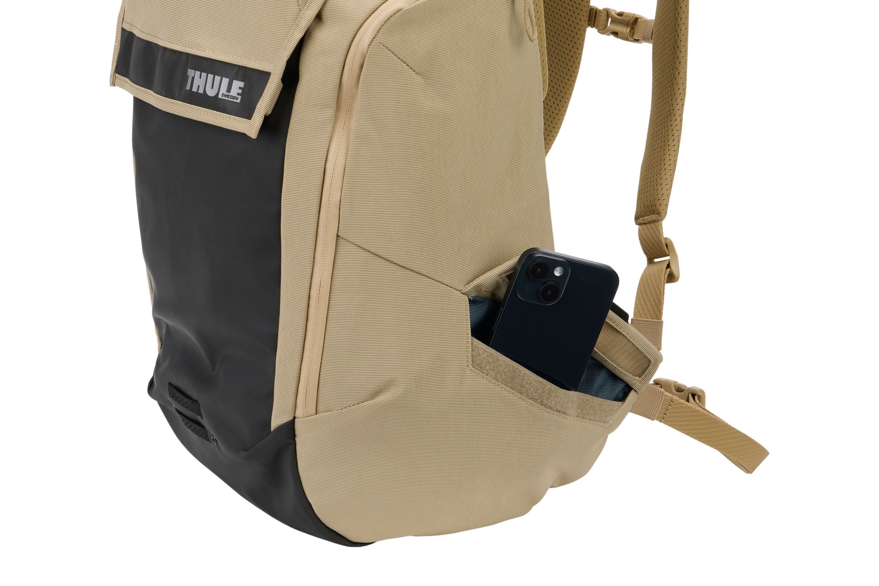 Thule Paramount commute bike backpack 28L gentle beige