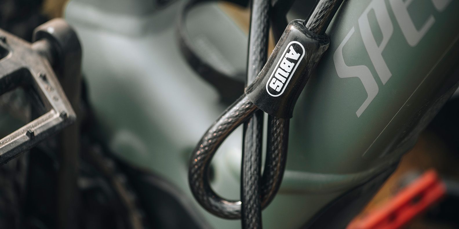 A close up of the Thule High Grade Bike Lock (sold separately) 