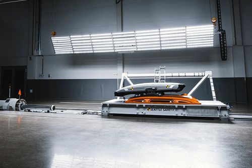 A Thule rooftop carrier is being tested in the Thule test center crash test.