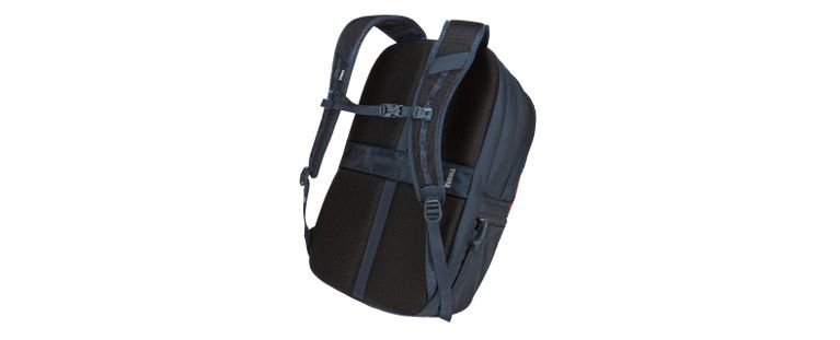An example of shoulder straps with mesh on a Thule Subterra backpack.