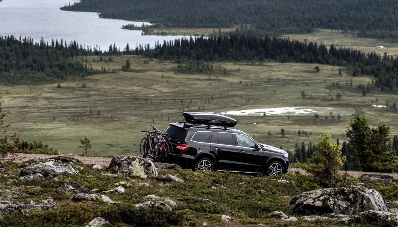 Pros and cons of a roof box