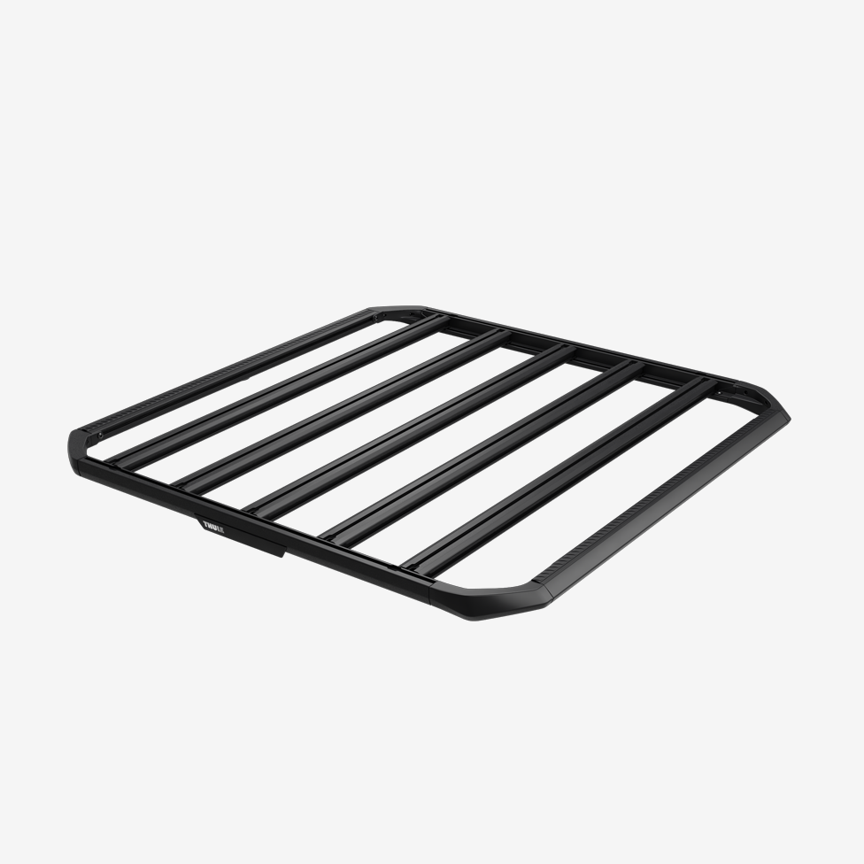 Ein Dachplattformträger vor grauem Hintergrund. 